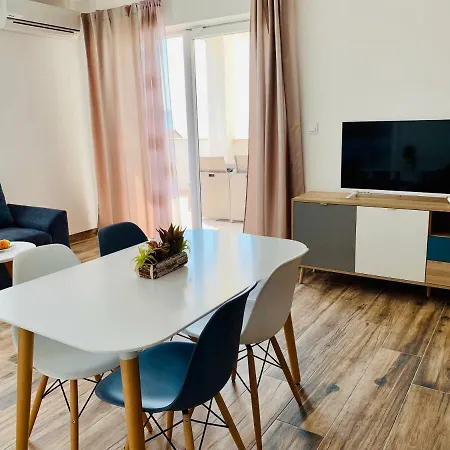 La 2 Appartement *